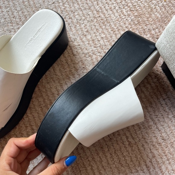 Princess Polly Platform Women's White Slide Sandals - Picture 3 of 7